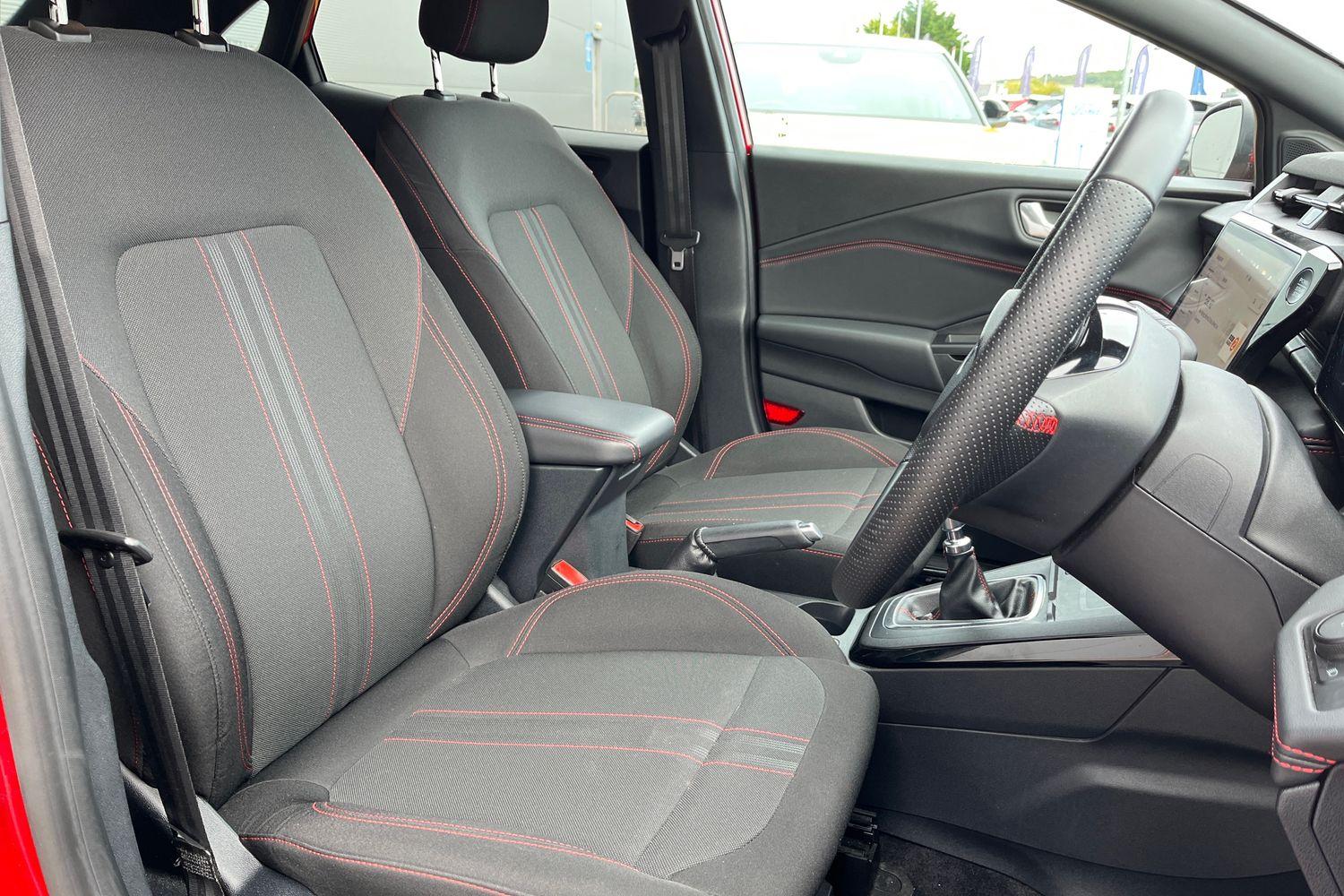 Ford PUMA Photo 16