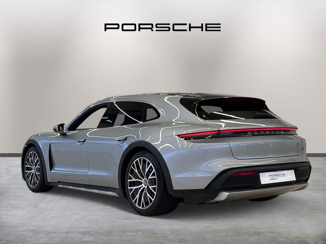 PORSCHE Taycan Photo 5