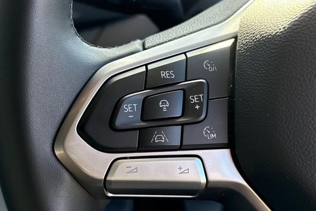 VOLKSWAGEN Transporter Photo 16