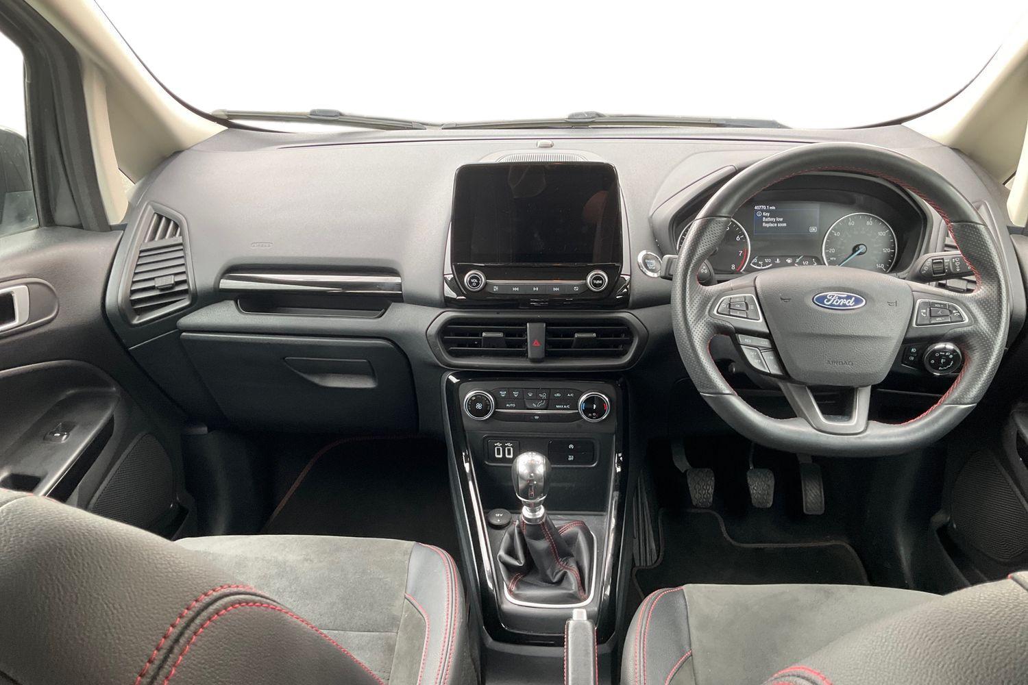Ford ECOSPORT Photo 9