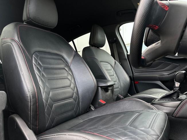 FORD Focus Photo 27