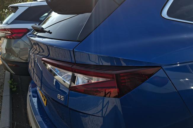 ŠKODA Enyaq Photo 18