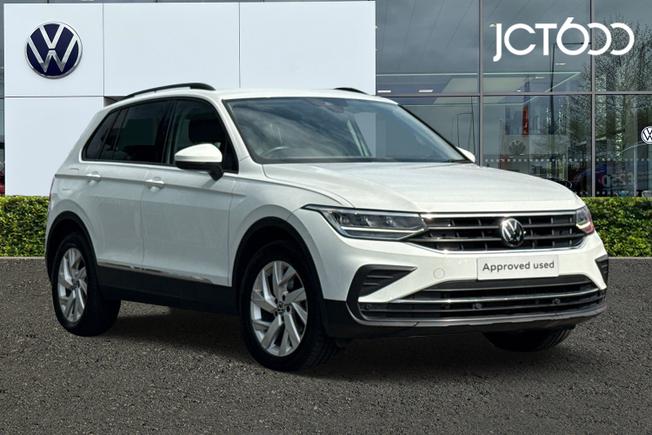 VOLKSWAGEN Tiguan Photo 1