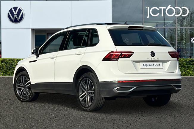 VOLKSWAGEN Tiguan Photo 3