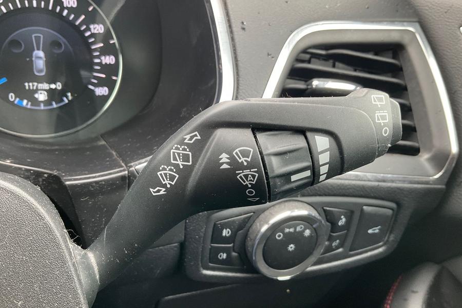 Ford S-Max Photo autoimg-3288b8e2f8d1bb888fc7593a2da2207f00bf6372.jpg