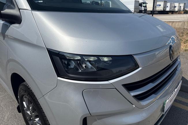 VOLKSWAGEN E-Transporter Photo 19