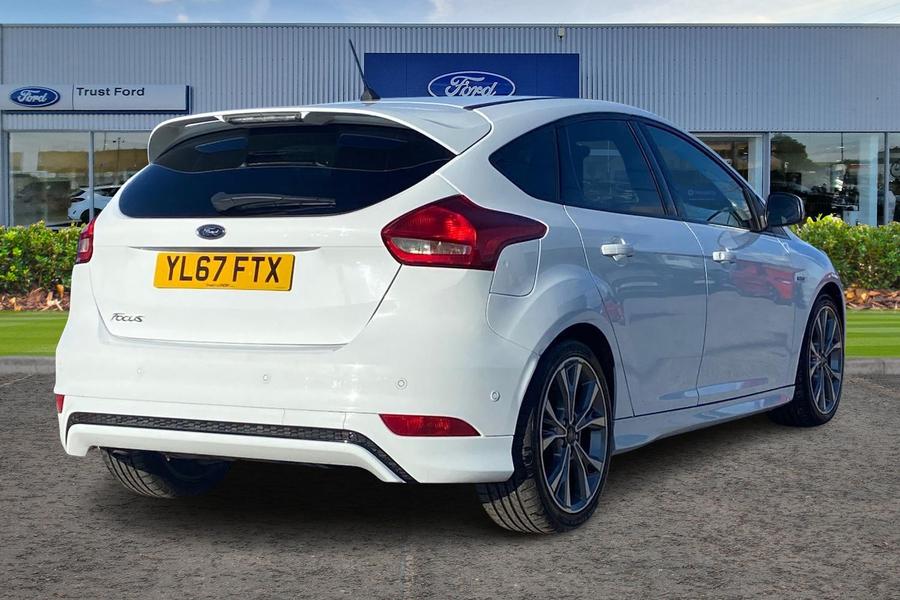 Ford FOCUS Photo autoimg-328bf9851bf7776d30e99330de5531406d65d379.jpg