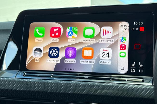 VOLKSWAGEN Golf Photo 32