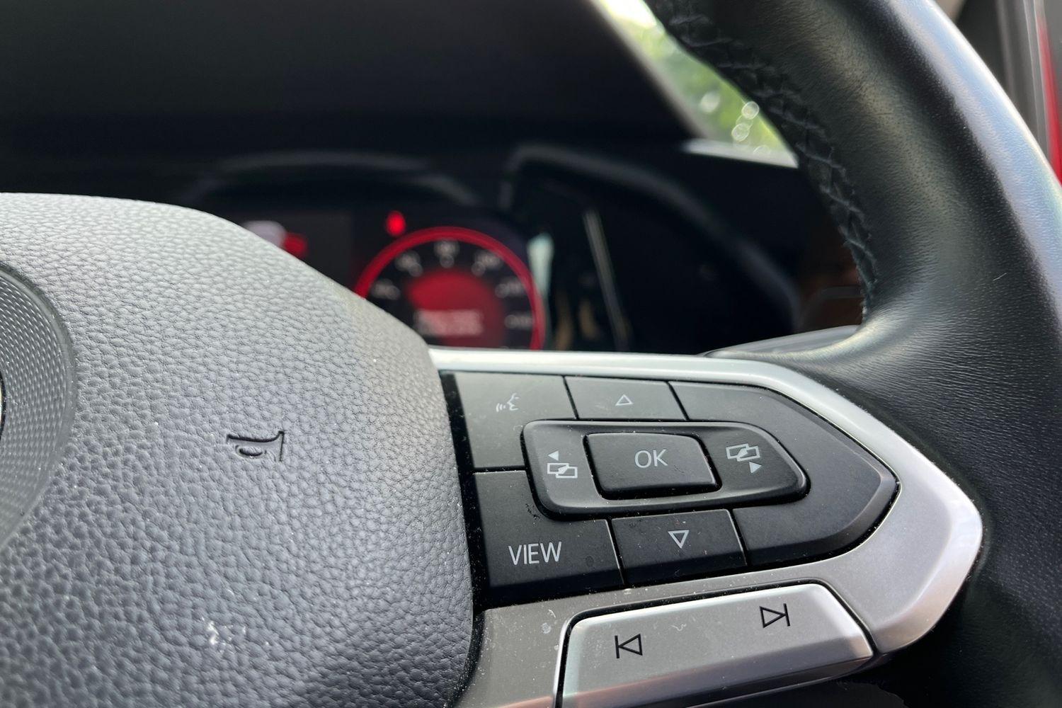 Volkswagen GOLF Photo 25