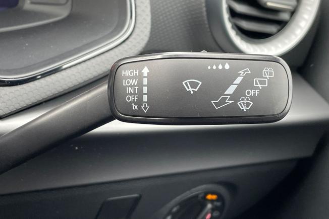 SEAT Ibiza Photo 25