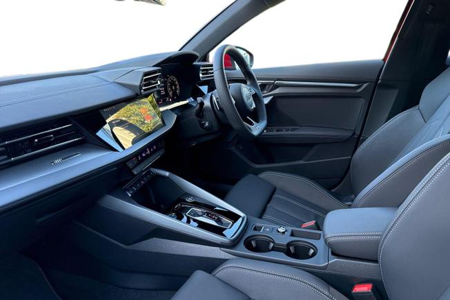 AUDI A3 Photo 2