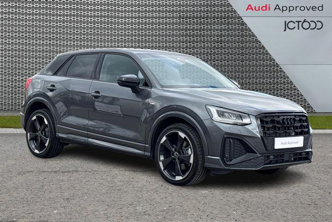 AUDI Q2 Photo 1
