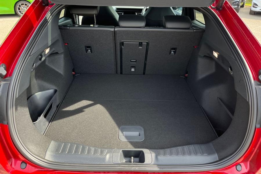 Ford CAPRI Photo autoimg-329e8a257a591efae0e568dab3ee55ea19b56987.jpg