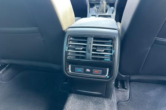 Volkswagen Passat Photo autoimg-32a6e32afc9da0a6b19a9d6294549ff5b43b39c5.jpg