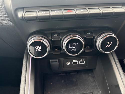 Renault CLIO Photo autoimg-32a741c22802737b10d1b884f252a8fdd45094d2.jpg