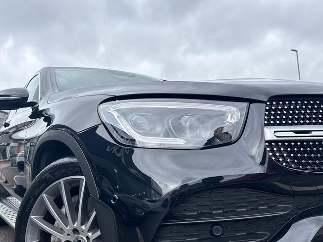 MERCEDES-BENZ GLC Photo 19