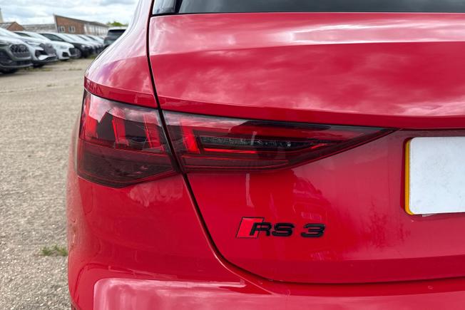 AUDI RS3 Photo 48