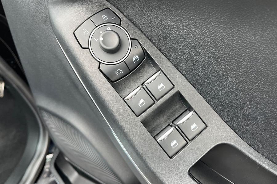 Ford Puma Photo autoimg-32b4ebb547739578b693e87e901eca928f656339.jpg