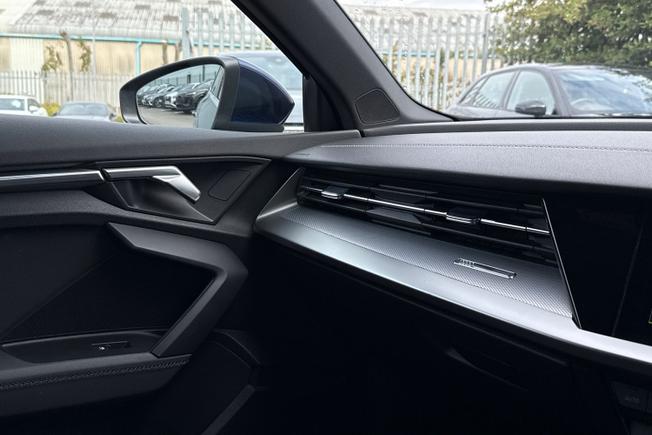 AUDI A3 Photo 37