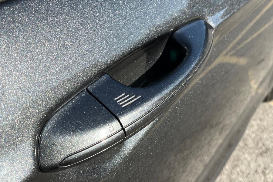 Ford MONDEO Photo autoimg-32b90de63b2eb3d9b84ef89971c2898e1f8e9cf7.jpg