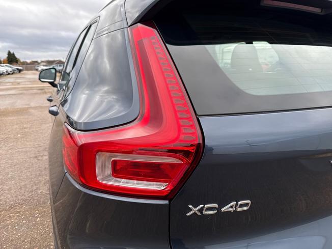 VOLVO XC40 Photo 46