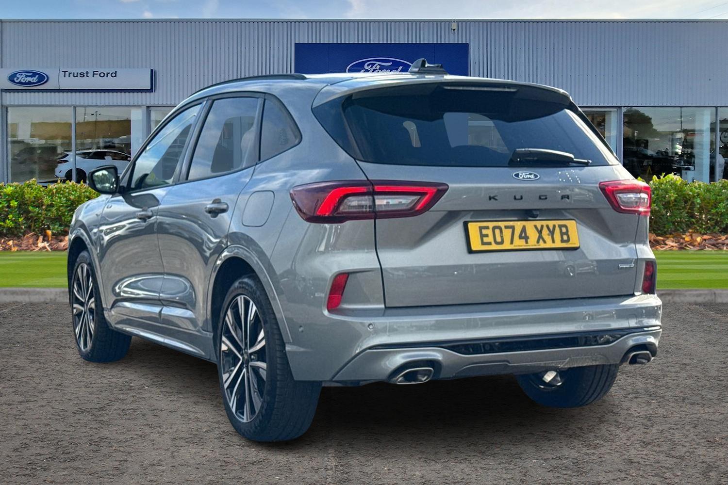 Ford KUGA Photo 1