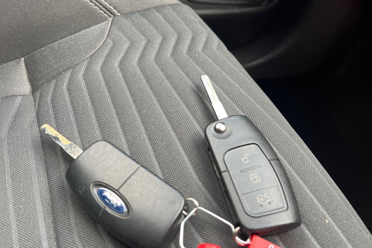 Ford FIESTA Photo 21