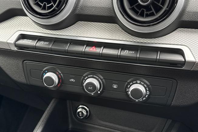 AUDI Q2 Photo 39