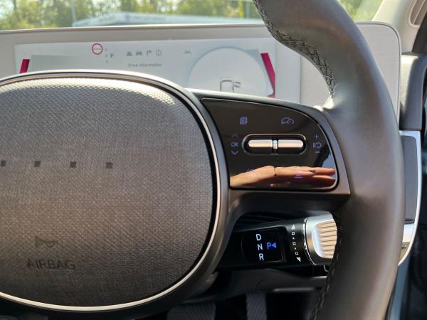 Hyundai IONIQ 5 Photo autoimg-32c2f011a0c5a748f2a7c0c1f5e70e3bc023ec03.jpg