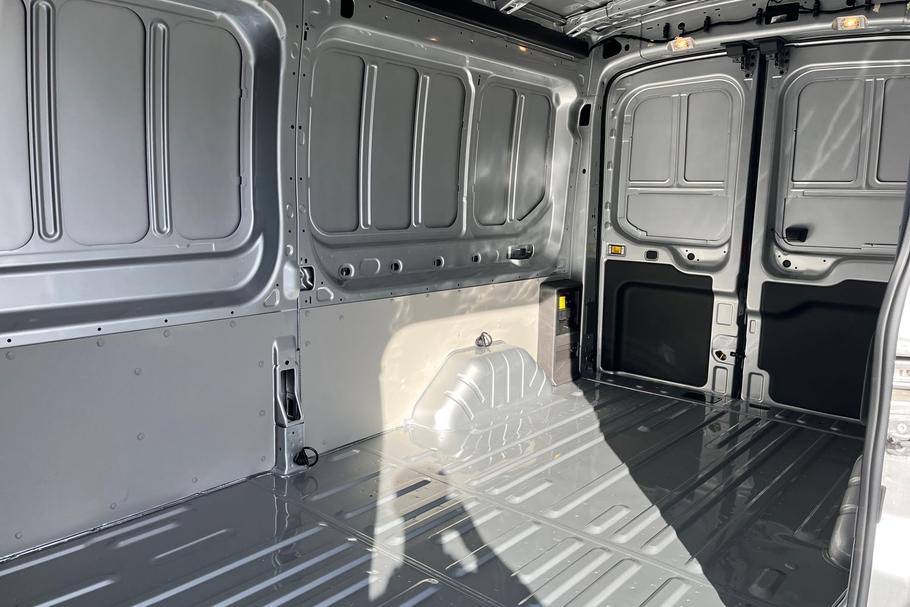 Used Ford E-TRANSIT 5