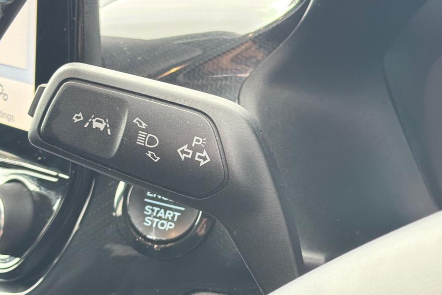 Ford Fiesta Photo autoimg-32c7b28d053a1b7d689166174ee979e284ba290a.jpg