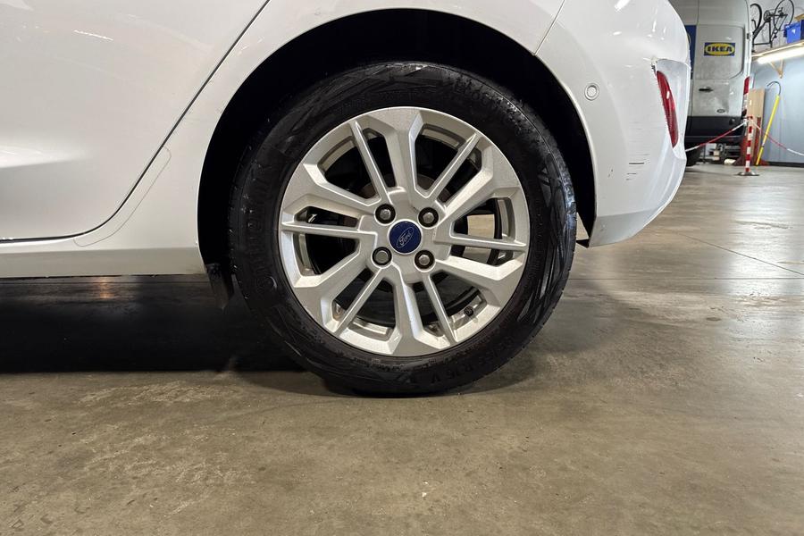 Ford FIESTA Photo autoimg-32ca0d99066463575dca3c80e926f34316d88e47.jpg