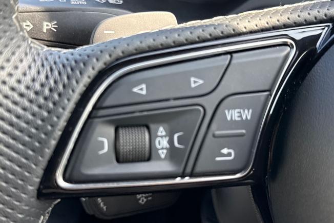Audi Q2 Photo 16