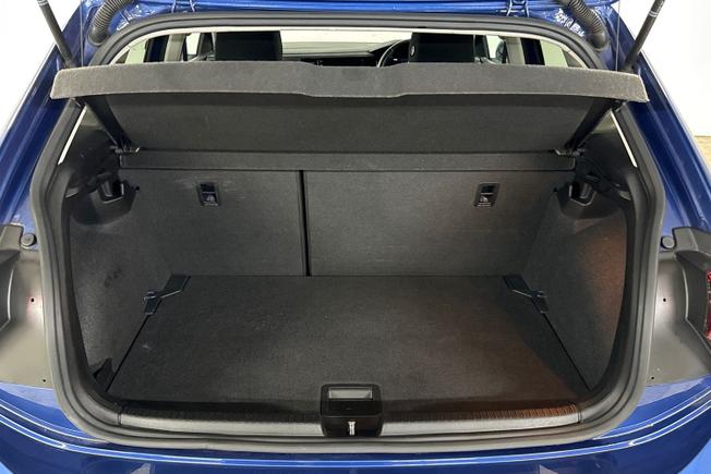 VOLKSWAGEN Polo Photo 12