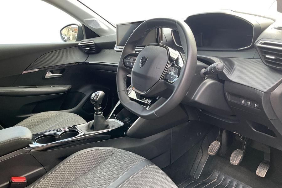Peugeot 208 Photo autoimg-32cd5dc85474484dd673dc45b43196b1c582fafb.jpg