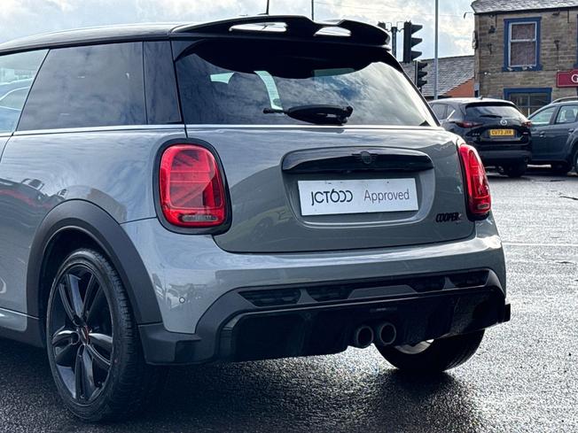 MINI Hatch Photo 35