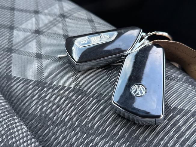 VOLKSWAGEN Golf Photo 50