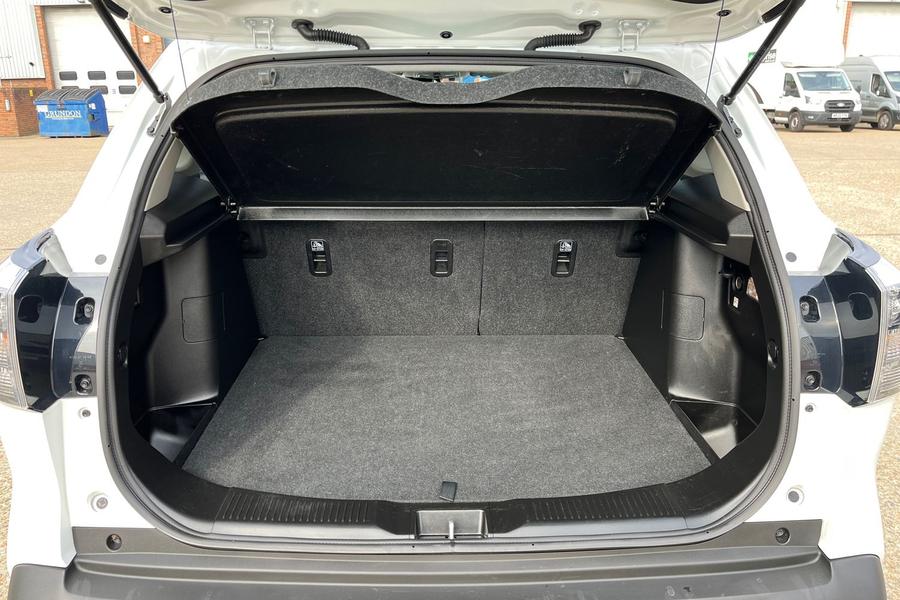 Suzuki S-Cross Photo autoimg-32d229a4c23fb559f88398bfa123d12ceeec3a55.jpg