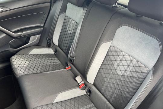 Volkswagen Polo Photo autoimg-32db1dd8fb009f54a7edc24041b9f183798360fb.jpg