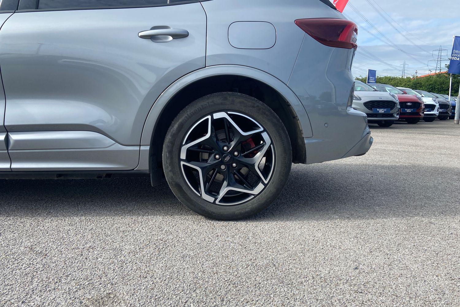 Ford Kuga Photo 24