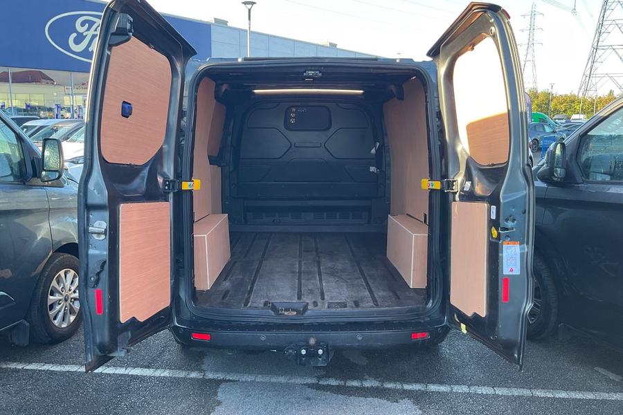 Ford Transit Custom Photo autoimg-32e38ffd80578e357c74d32bff6e1163a83955de.jpg