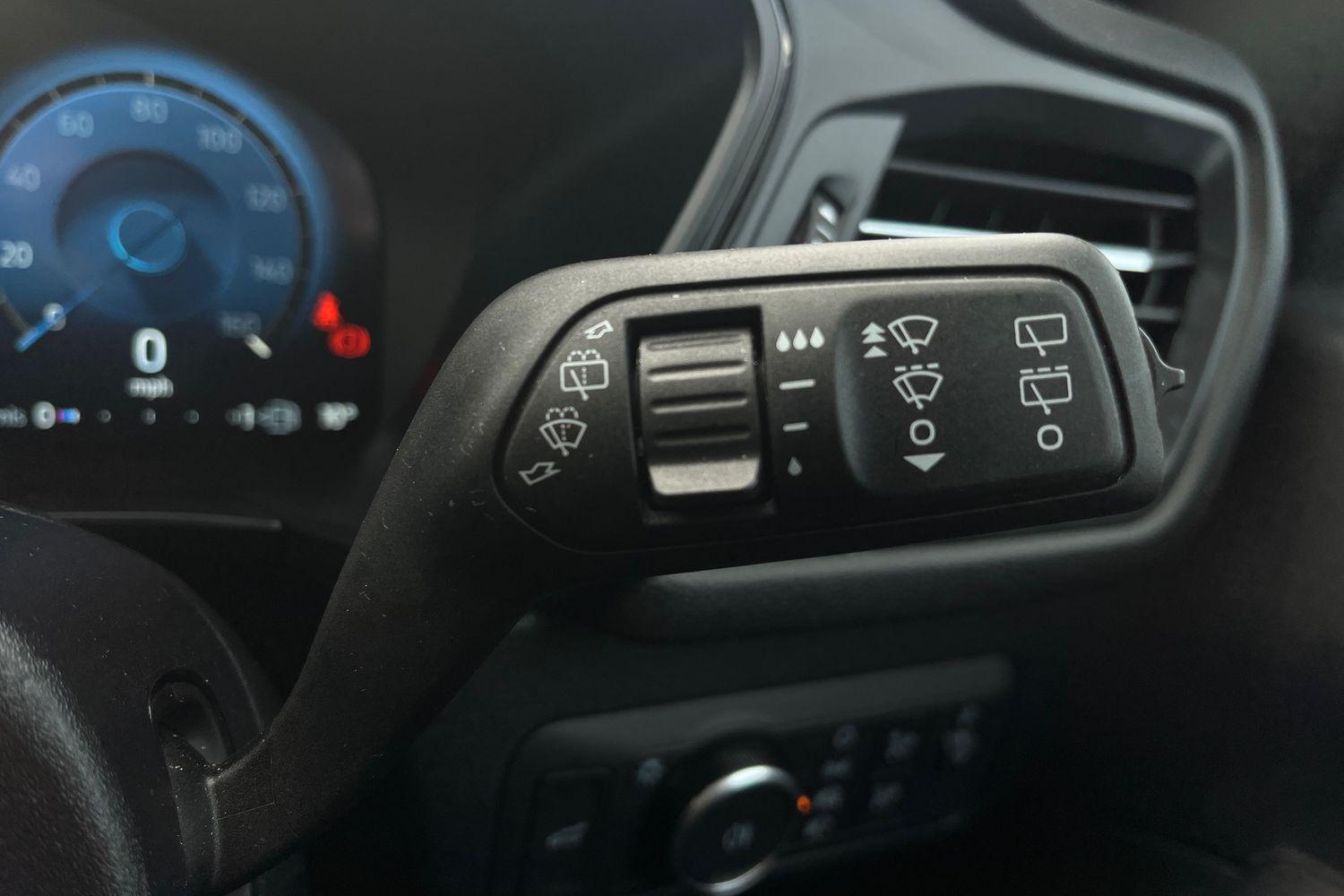Ford KUGA Photo 14
