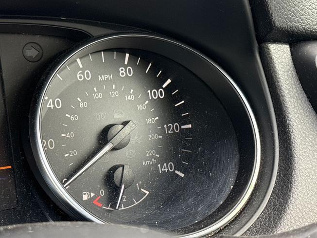 NISSAN Qashqai Photo 15