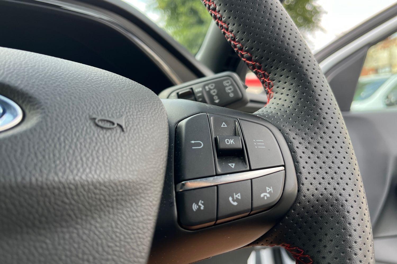 Ford FOCUS Photo 27