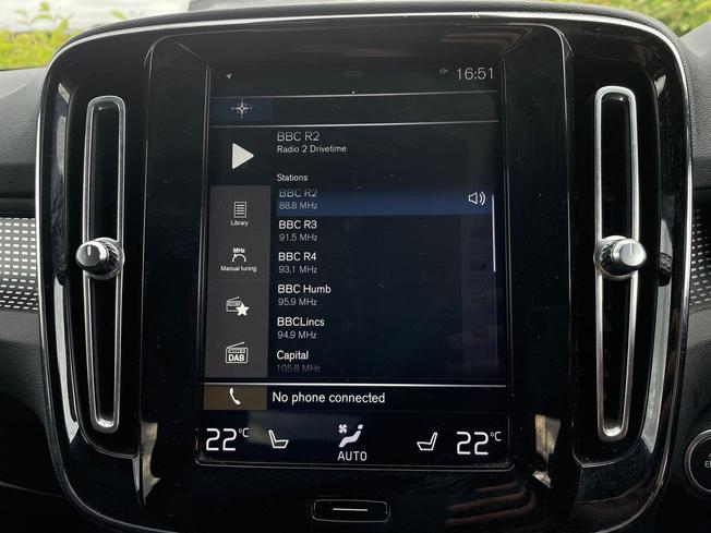 VOLVO XC40 Photo 13