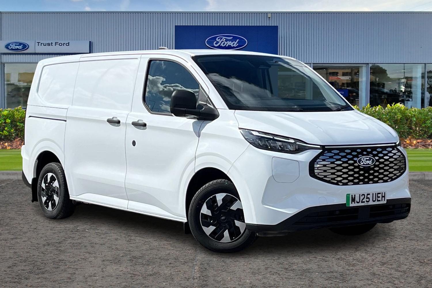 Ford E-TRANSIT CUSTOM Photo 0