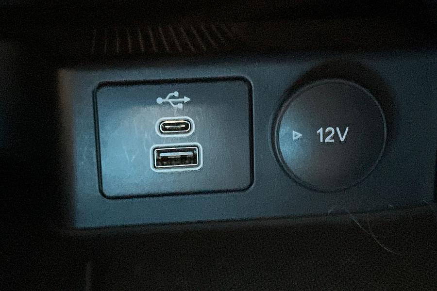 Ford KUGA Photo autoimg-32ff00df5dc03b6e82668bb271bad7443f66caab.jpg