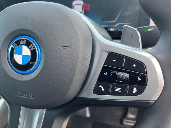 BMW 3 Series Photo autoimg-32ffce02742538ece5a04a78d66633cb345eef59.jpg