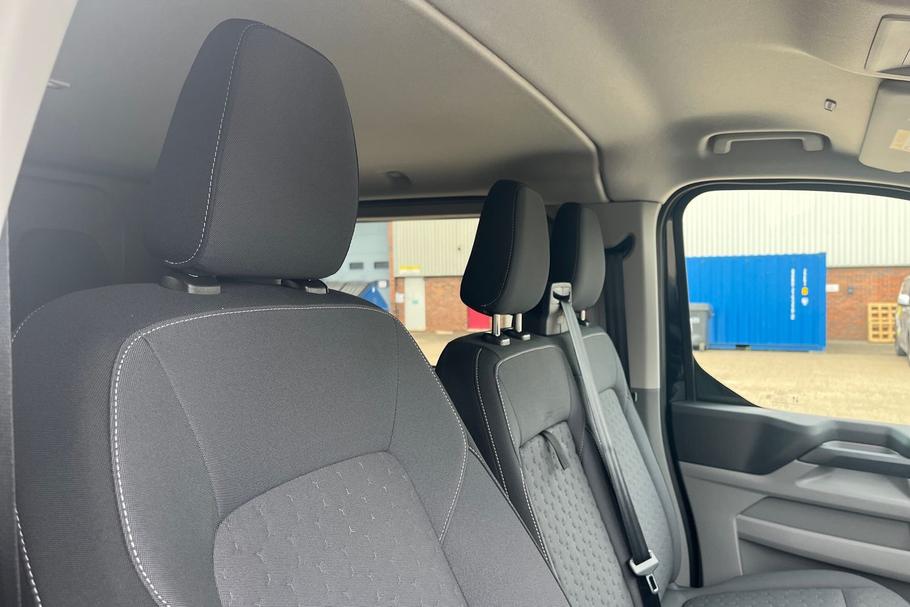 Used Ford TRANSIT CUSTOM MT75FFH 21