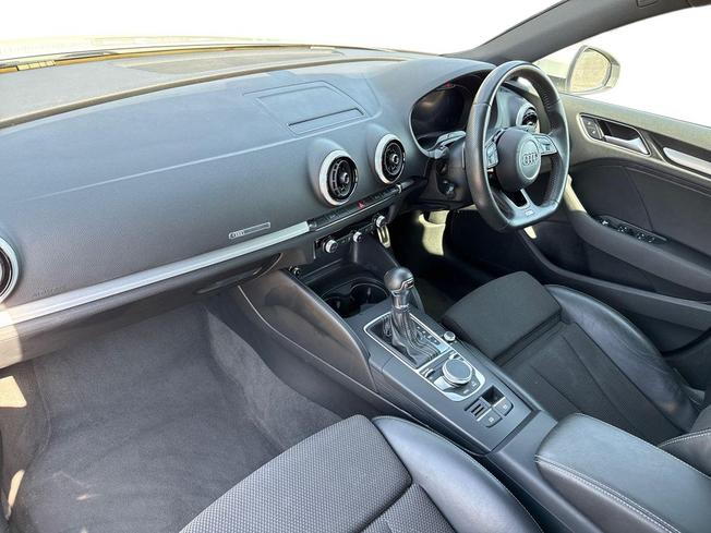 Audi A3 Photo 2